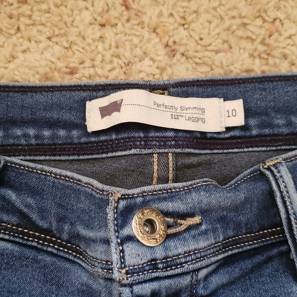 Levi Jeans Straight Leg - Picture 3 of 8